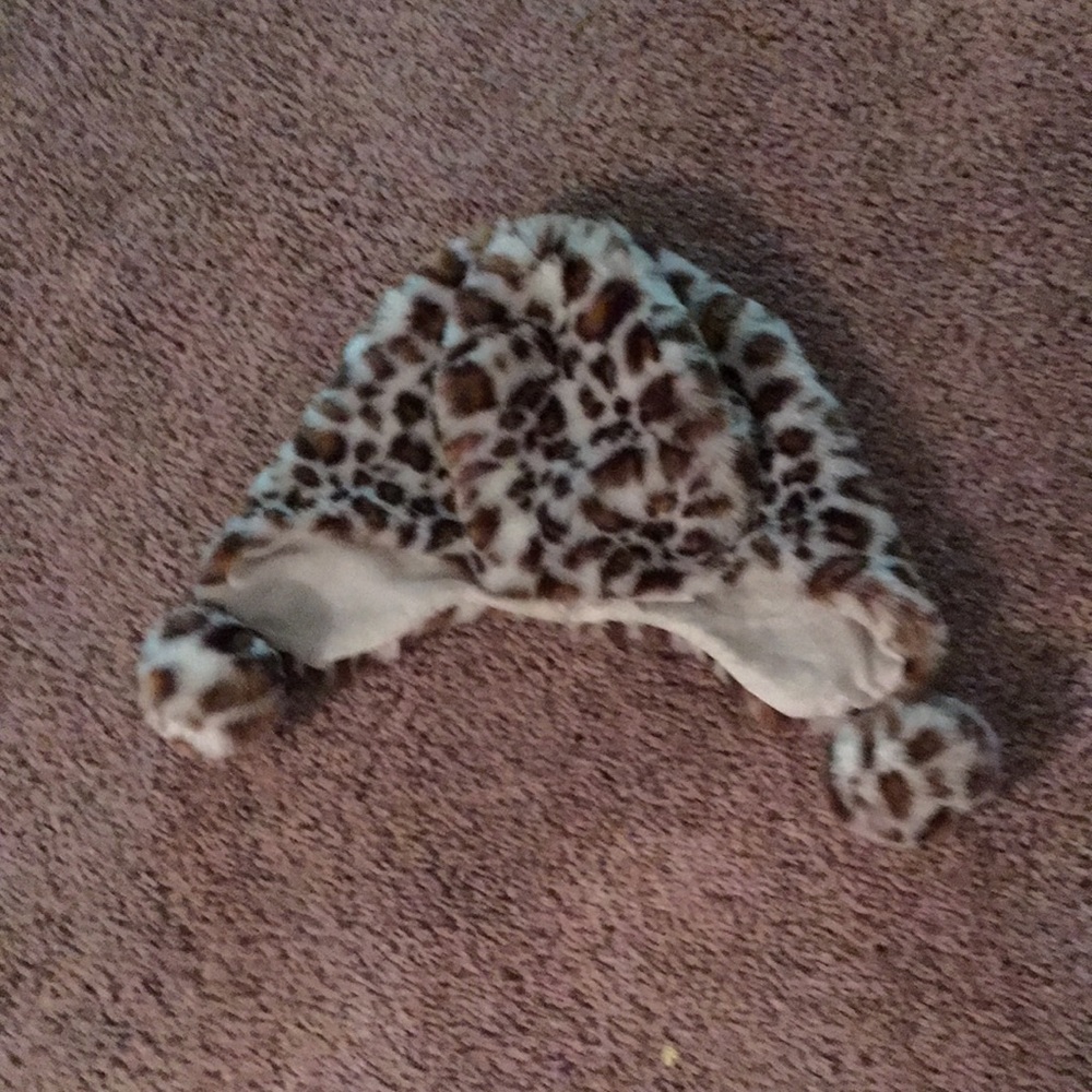 Cute Leapord faux fur hat